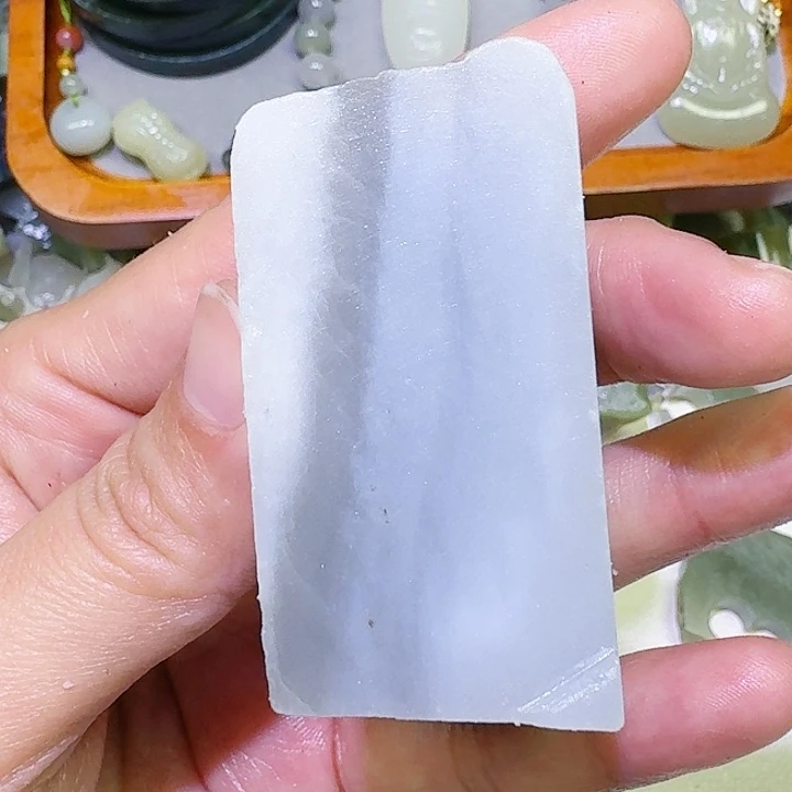 和田玉未镶嵌车挂