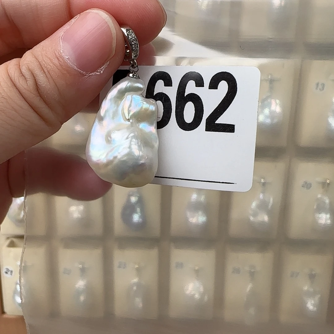 颈饰未镶嵌淡水珍珠