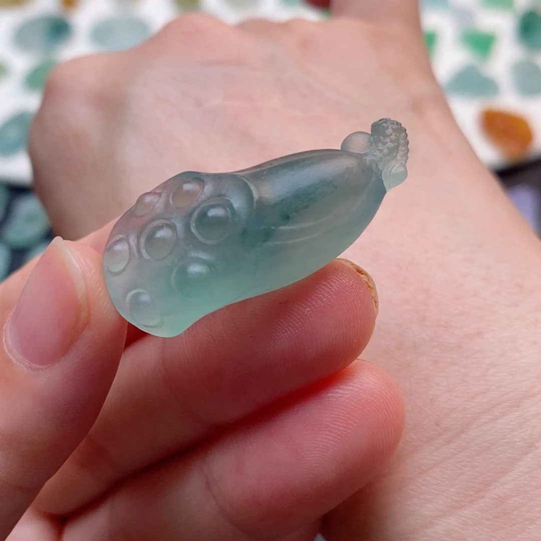 定制翡翠未镶嵌莲蓬