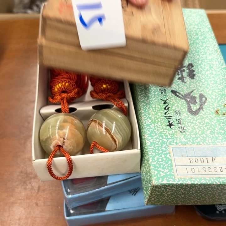 泉***子茶宠今天晚上吃什么呢15