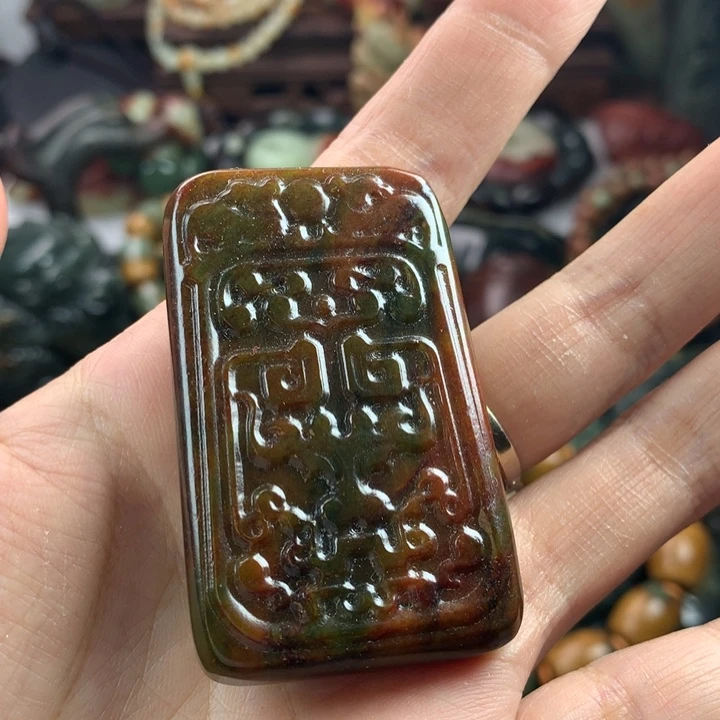 岫岩河磨玉（透闪石质玉）把件未镶嵌