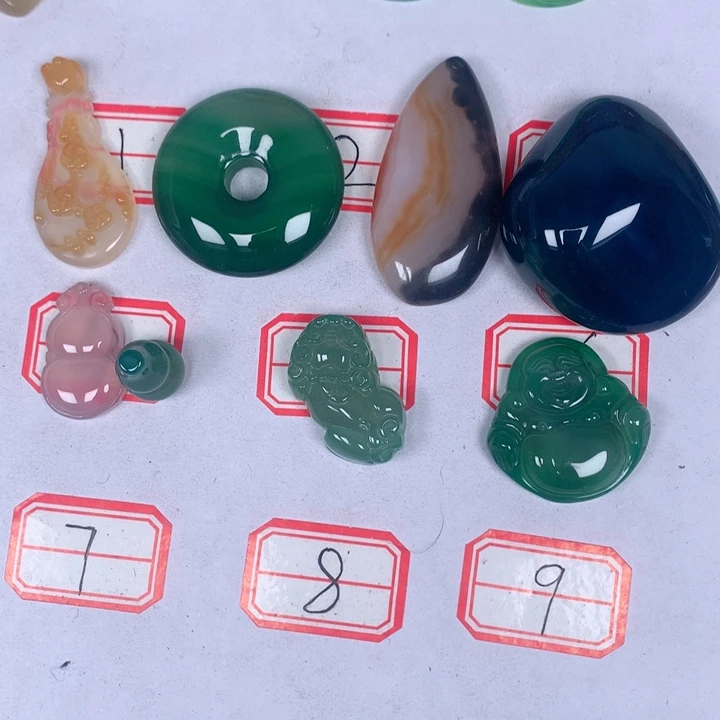 玛瑙/玉髓颈饰未镶嵌好***歌