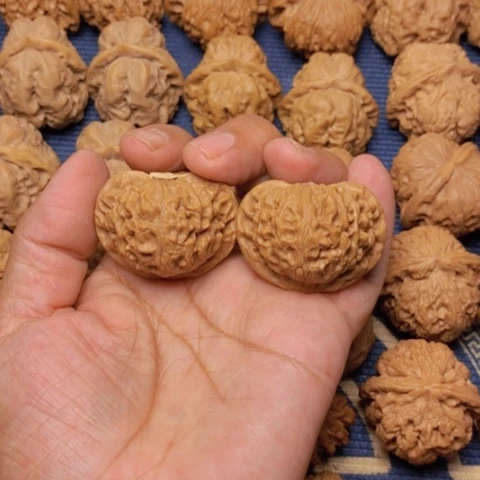 【闪购商品】吊坠文玩核桃美*子宫灯41