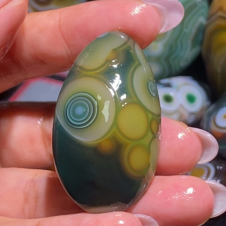 玛瑙/玉髓未镶嵌珠宝奇石20