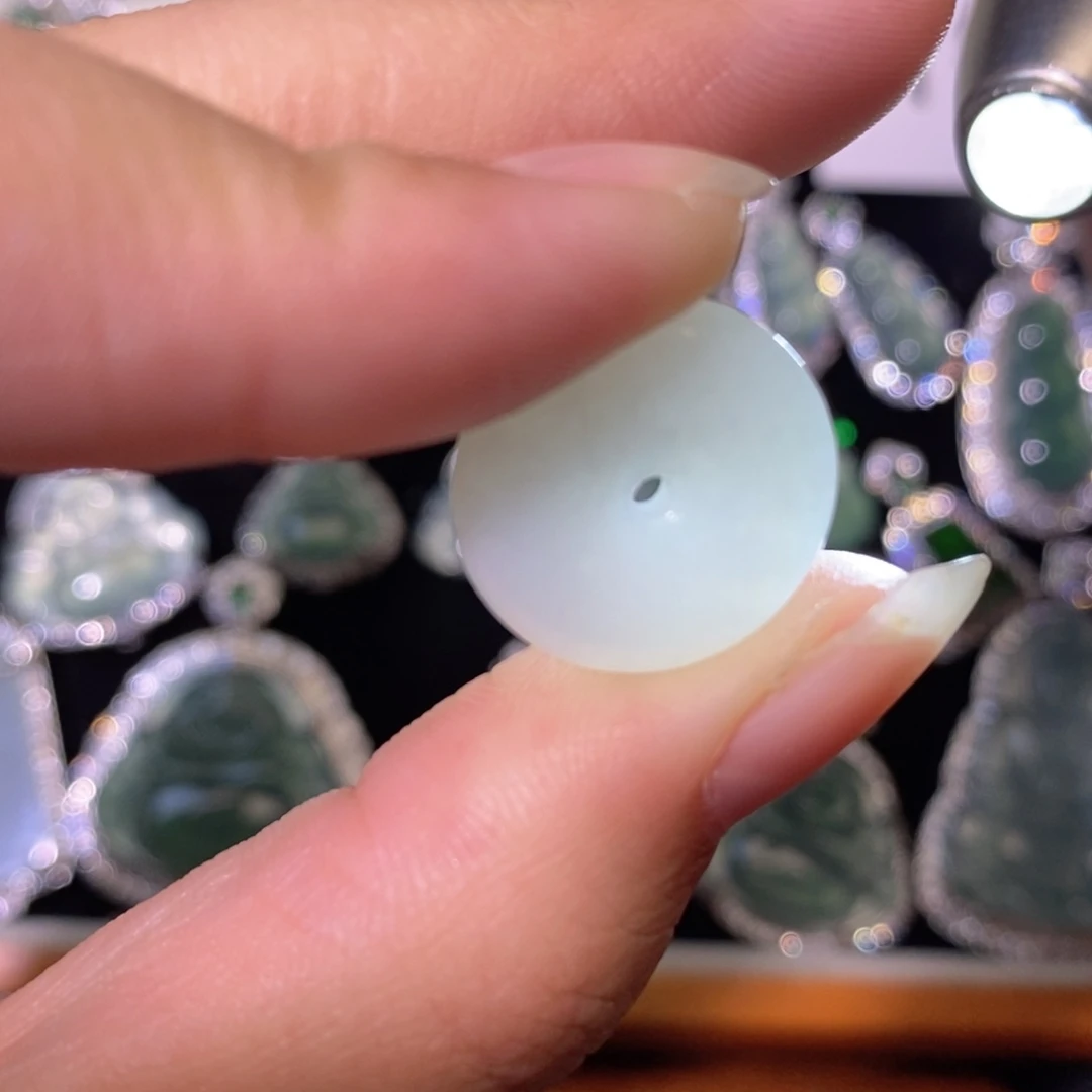 翡翠未镶嵌颈饰天然