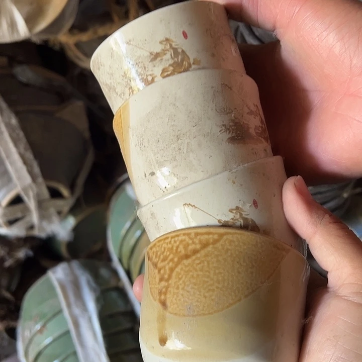 稻谷壳粗瓷杯四支粗瓷