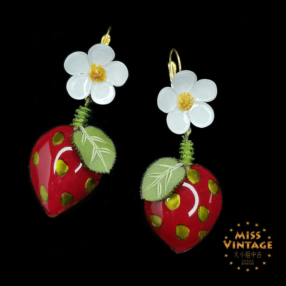 法国Cilea Paris手工定制灵动草莓耳针[1501223-009]