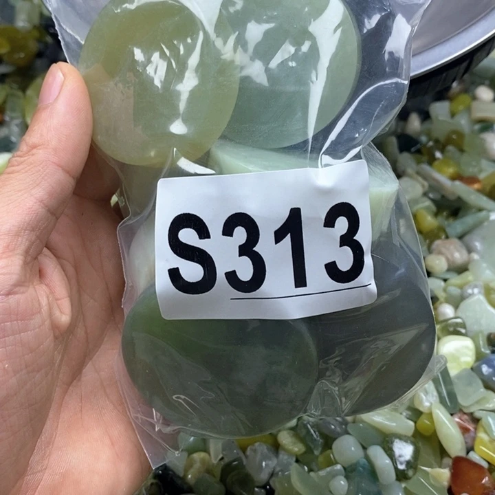 蛇纹石玉未镶嵌鱼缸石