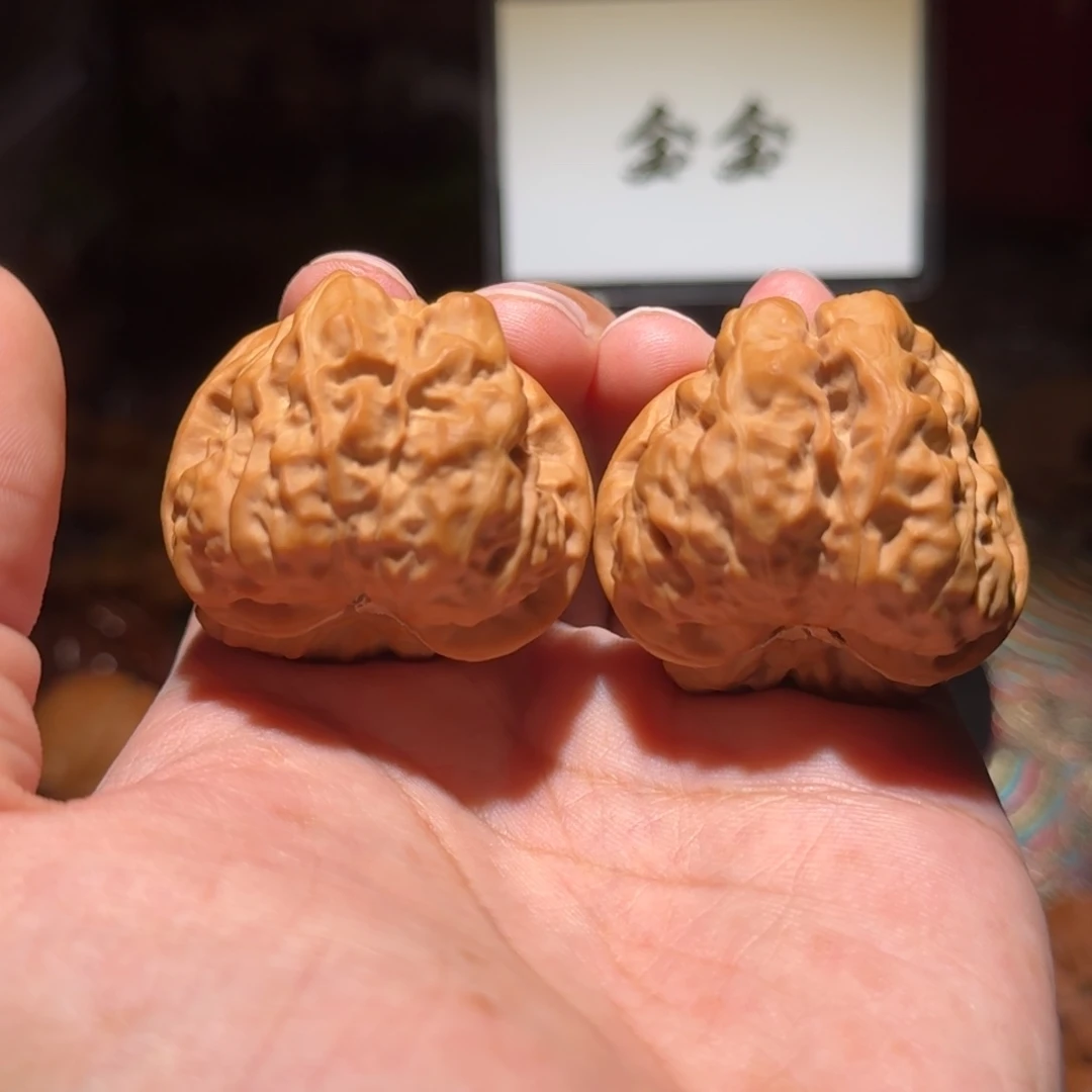 把件核桃409蛤蟆头，尺寸40 41 34