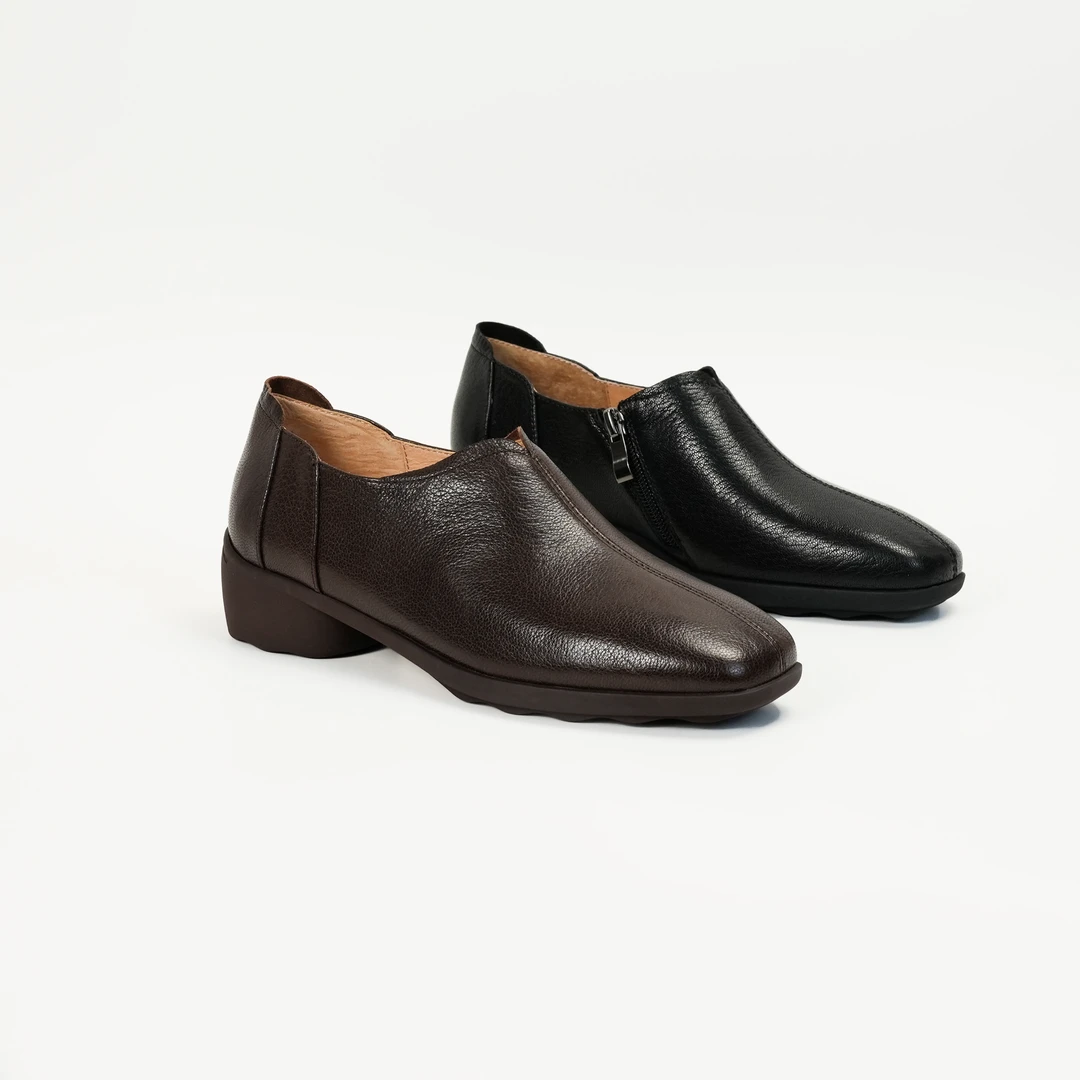 3厘米跟高春季新款单鞋时尚休闲百搭真皮粗跟英伦风方头中跟简约