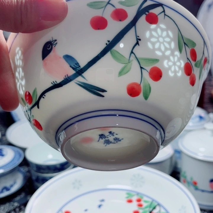 青花玲珑6寸面碗手绘花鸟