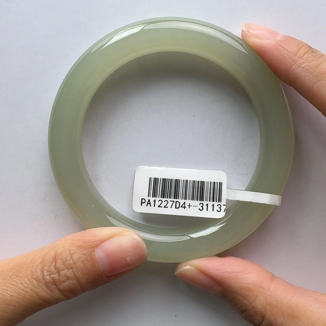 和田玉未镶嵌手镯57青白