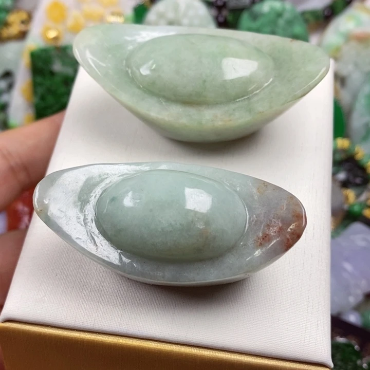 彩***姐吊坠(赠链)未镶嵌翡翠