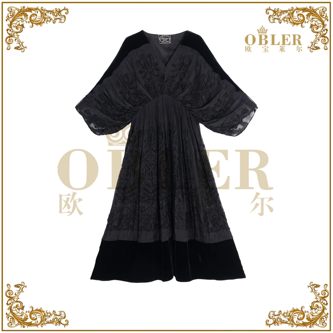 2025新款气质时尚轻奢剪花连衣裙305-A-25649