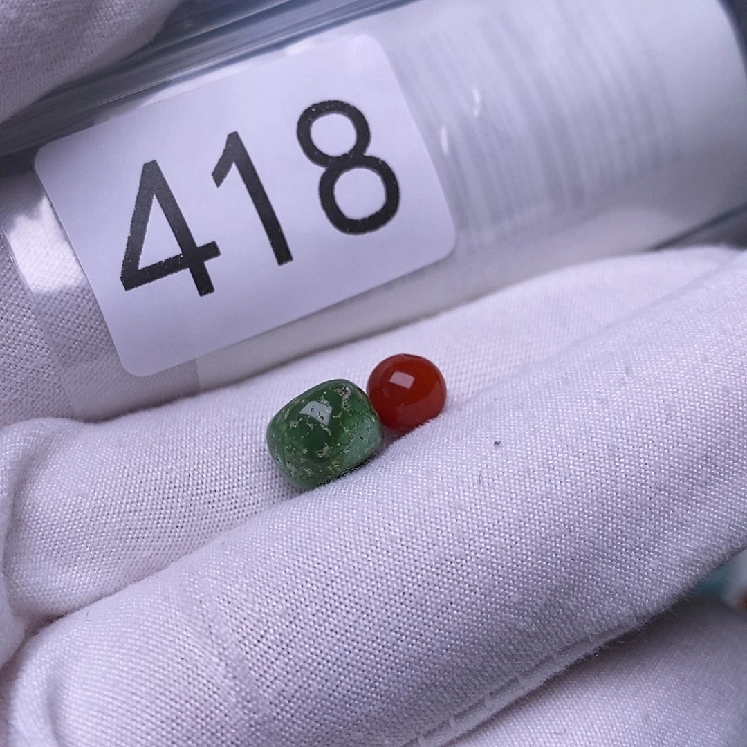 南红玛瑙未镶嵌珠宝奇石