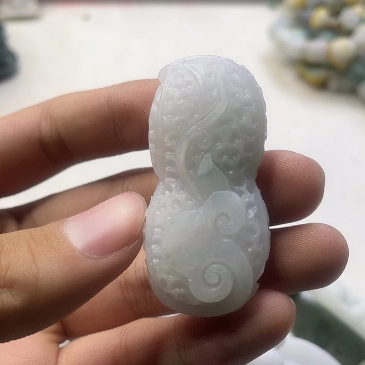 定制翡翠未镶嵌天然翡翠