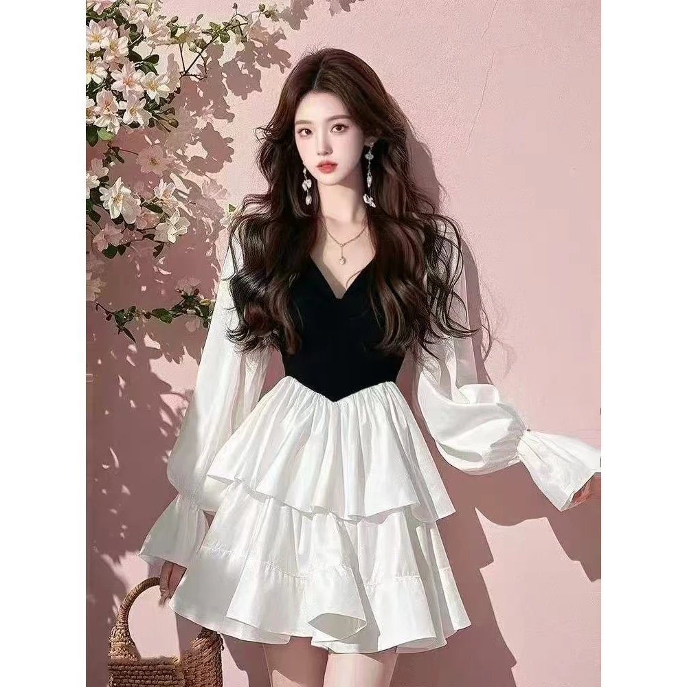 2025春季新品法式高级感上流社会气质名媛小香风黑白撞色连衣裙女