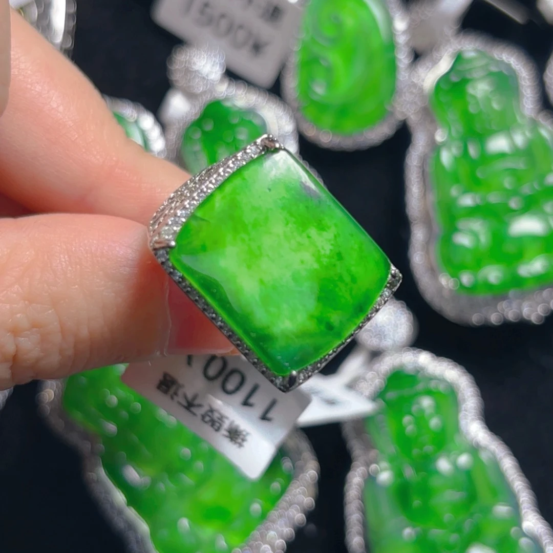 翡翠颈饰银S925镶嵌马鞍