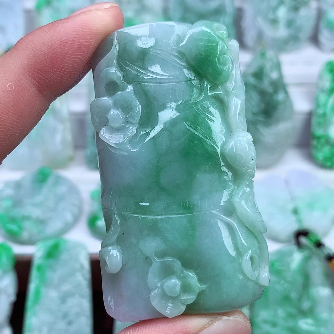 翡翠未镶嵌颈饰翡翠吊坠