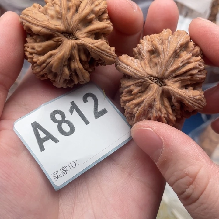 文玩核桃吊坠核桃