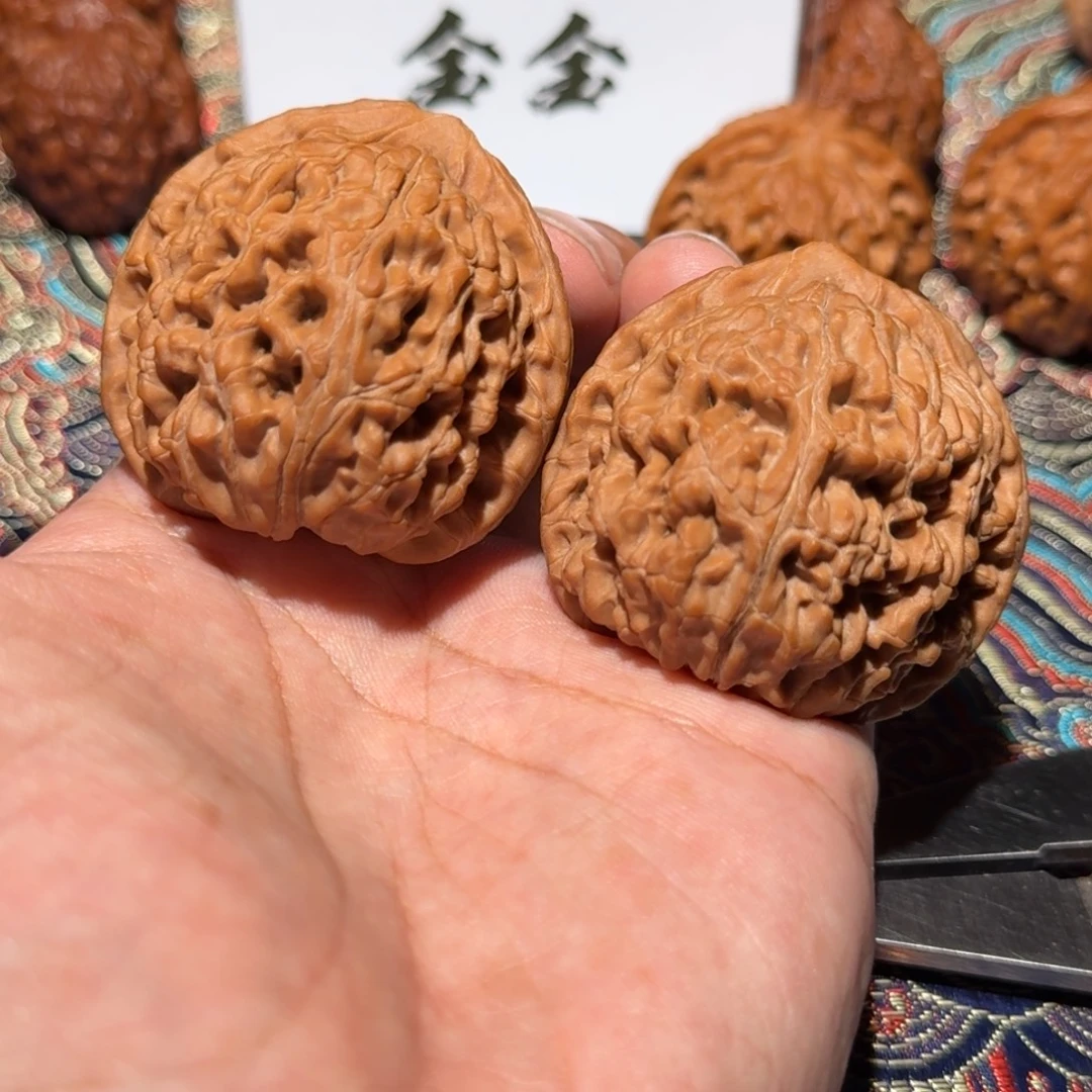 把件核桃654水龙纹，尺寸45