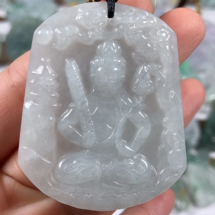 翡翠未镶嵌颈饰虚空藏福利