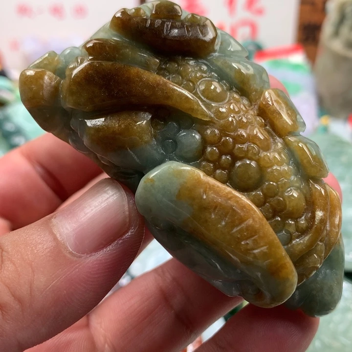 翡翠未镶嵌颈饰保真天然a货翡翠