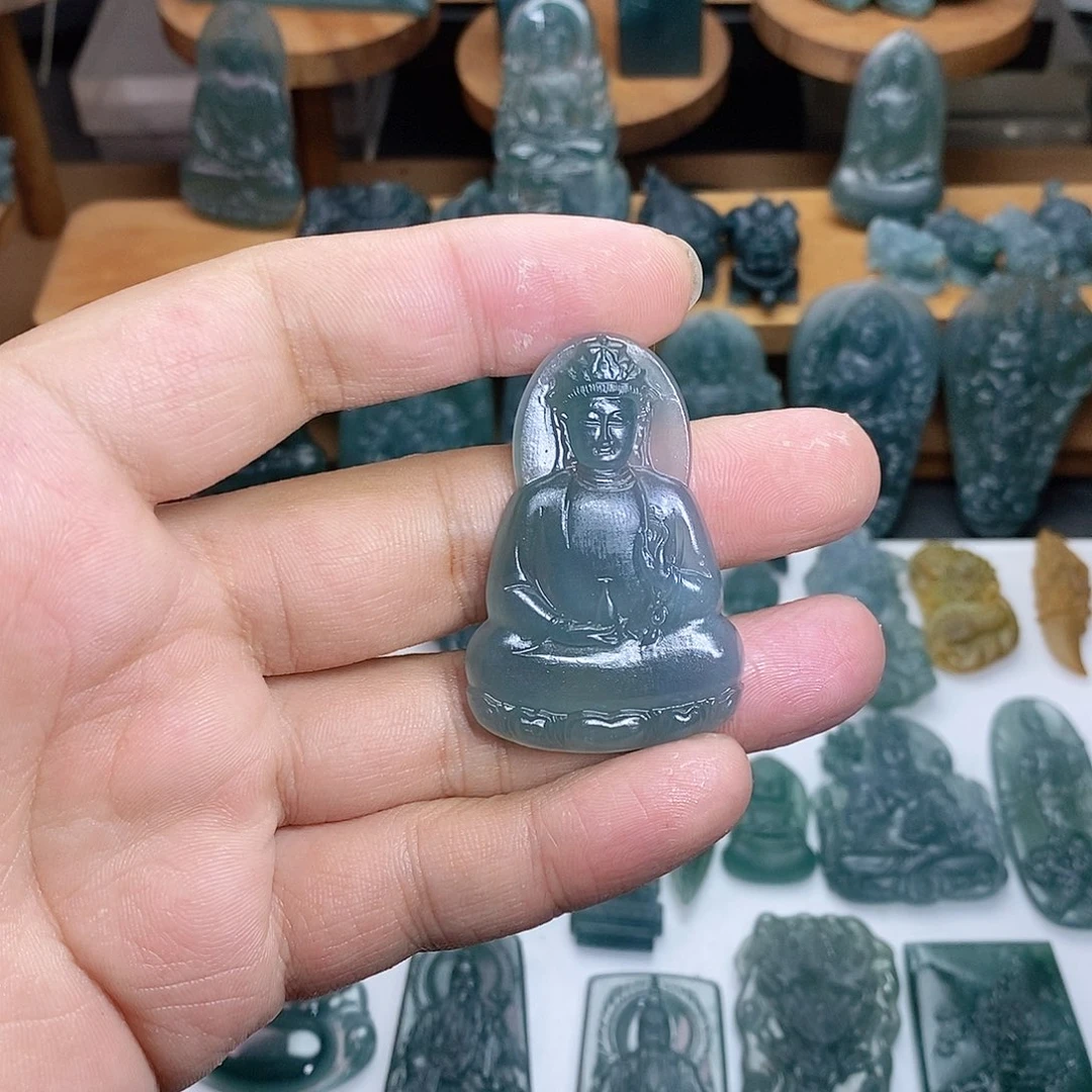 定制翡翠未镶嵌观音