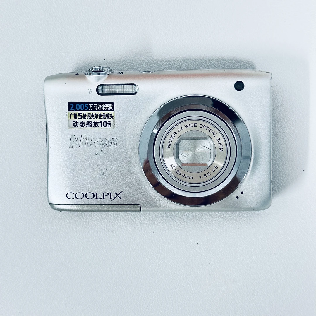 9新 Nikon/尼康 a100福利款2000w像素10倍变焦冷暖都可拍模式多
