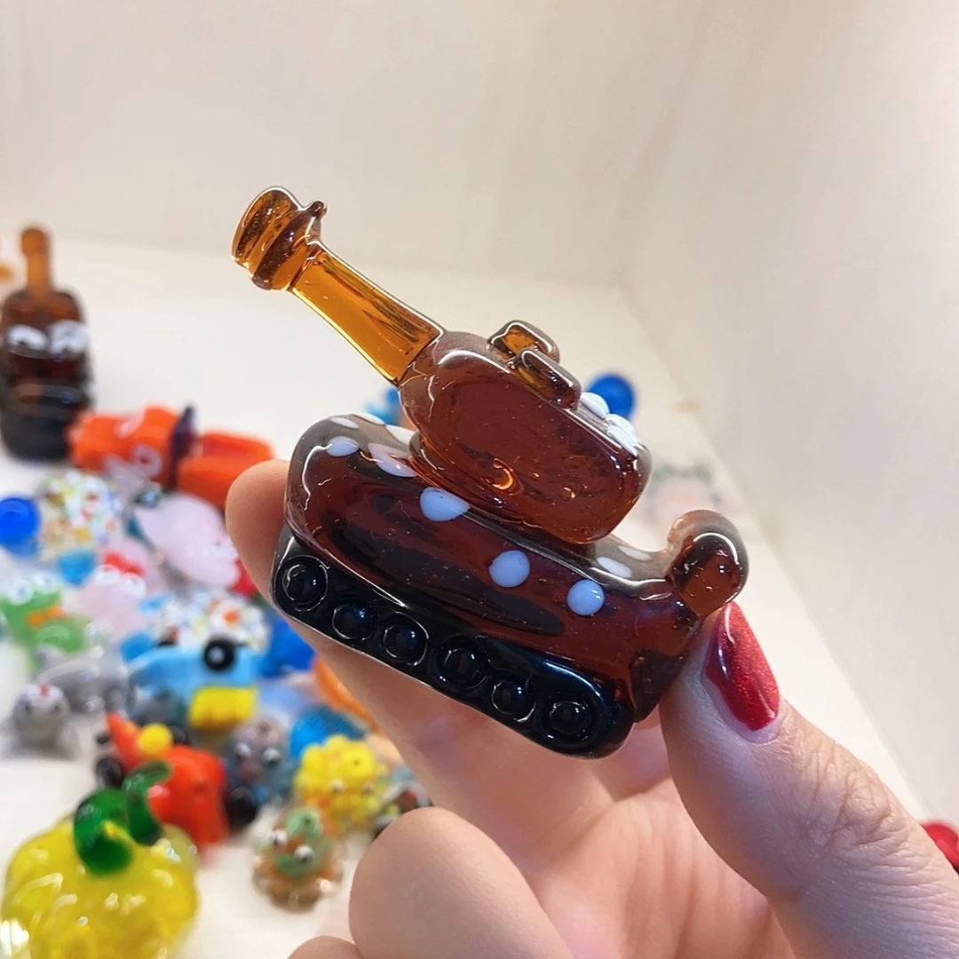 琉璃手工艺品坦克