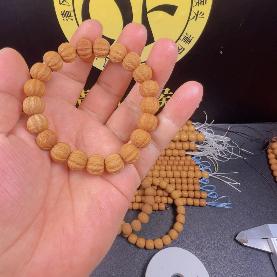 猴头核桃吊坠京八棱