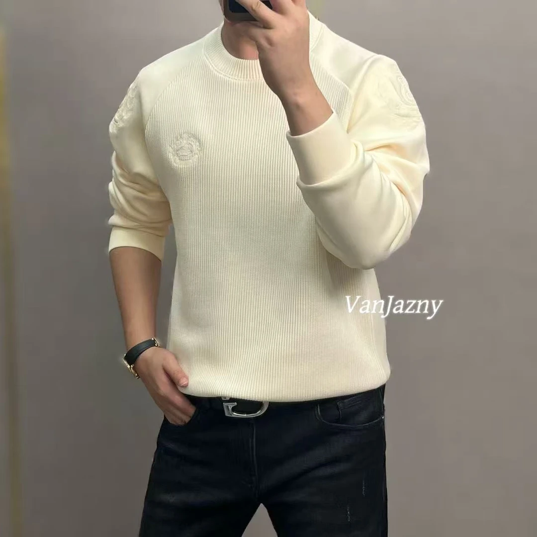 【VanJazny】新款潮流男士时尚百搭针织字母胸标圆领卫衣9125