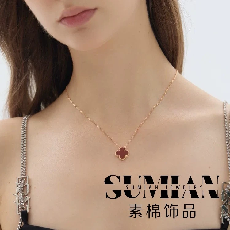 钛钢项链 红四叶草镭射四叶草项链高级感轻奢夏日项链 SM97