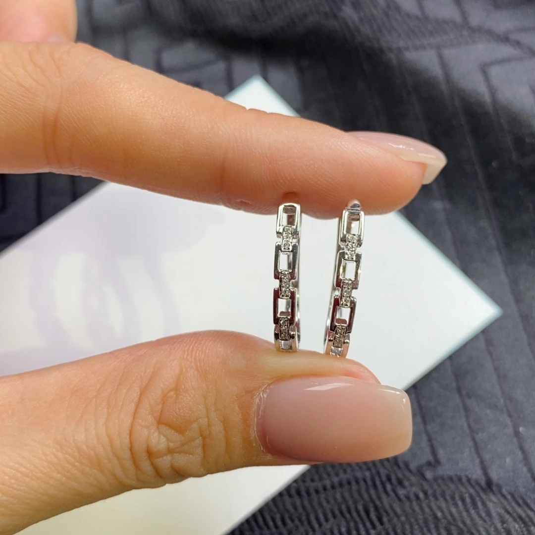 钻石18K金镶嵌耳饰链条耳包k白 可搭甜甜圈双环