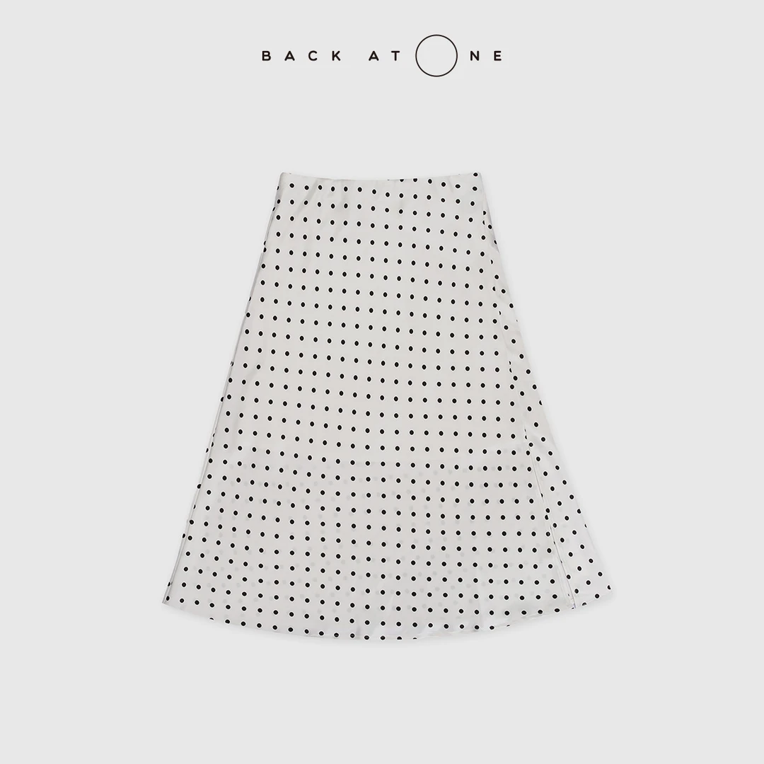 BackAtOne  “流珠漫波”优雅法式橡筋腰波点半裙 BFS-2BH024B-K