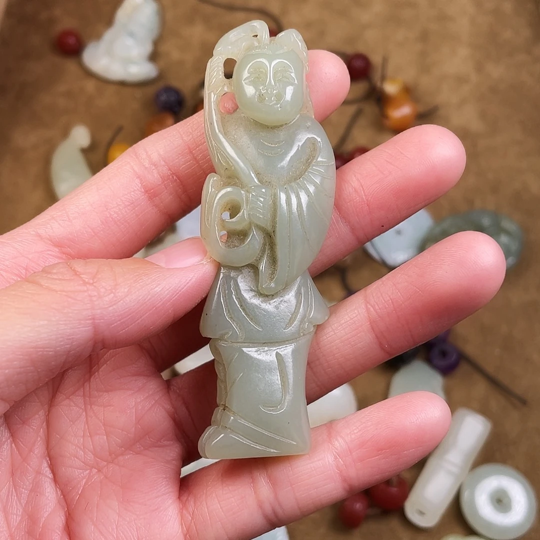 和田玉（糖玉）未镶嵌颈饰