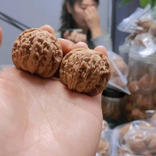 【闪购商品】把件文玩核桃37黄杆蜡皮