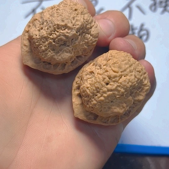 文玩核桃把件29号铁核卡39