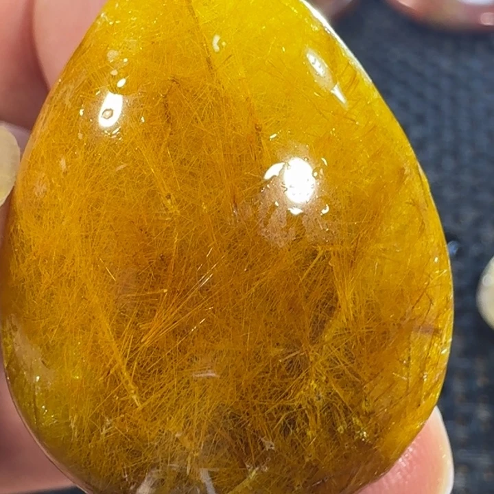 水晶吊坠(不含链)未镶嵌阳****孩