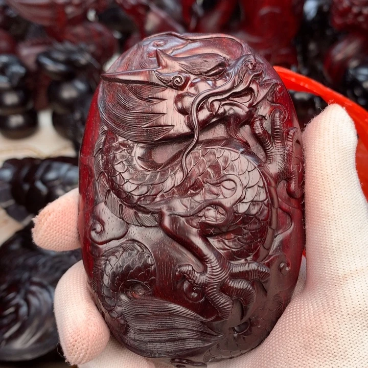 爱***曼檀香紫檀（小叶紫檀）
