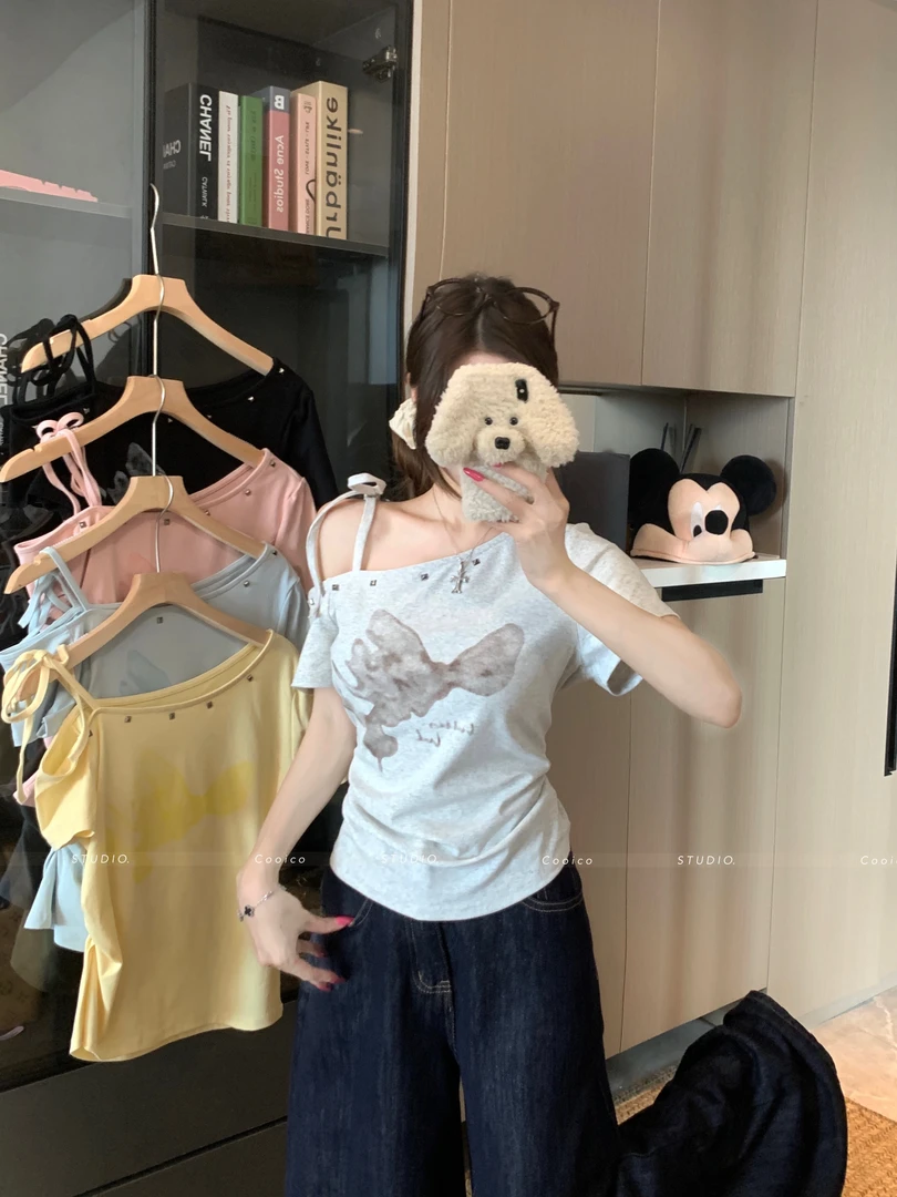 【运补6米】设计感抽绳蝴蝶印花短袖T恤女2025夏季新款斜肩百搭上衣