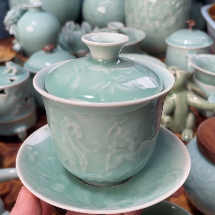 青瓷青瓷  青瓷青瓷 特价