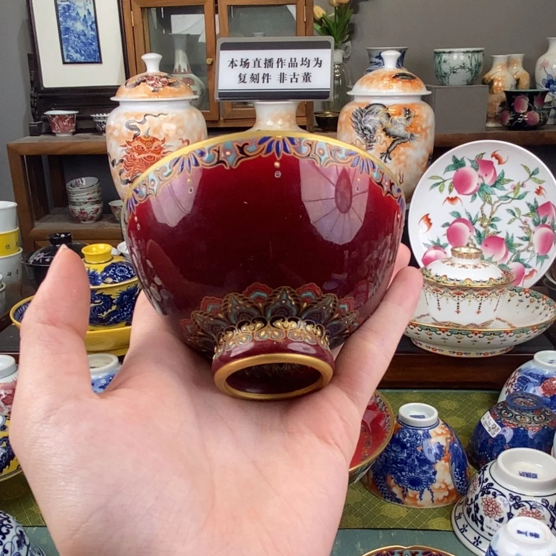 陶瓷的设计师是一个人