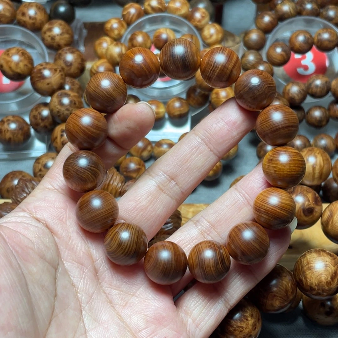 柏木（崖柏）会****号太行崖柏陈化黑骨香料1.5