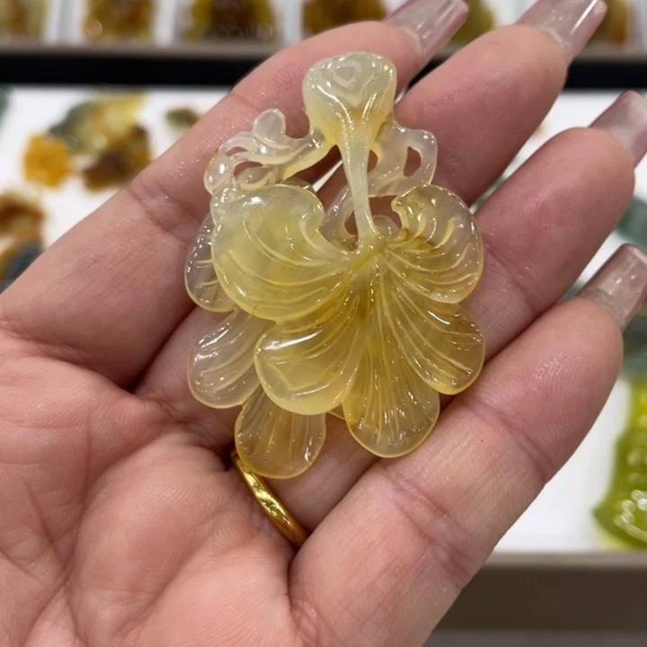 蛇纹石玉合金颈饰