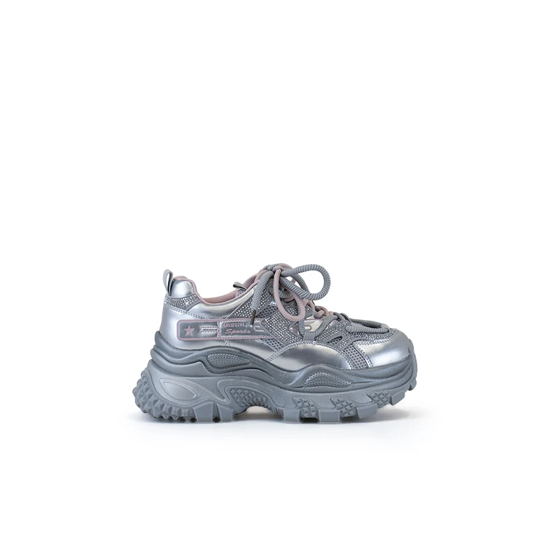 卡美多/2025初秋时尚水钻闪亮人造皮/网透气轻便休闲鞋