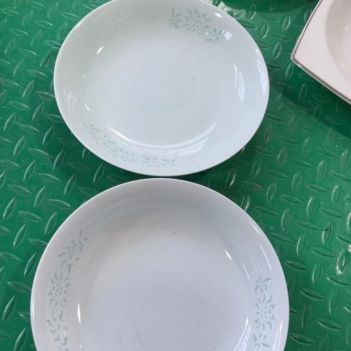 瓷片玲珑八寸盘二个微瑕