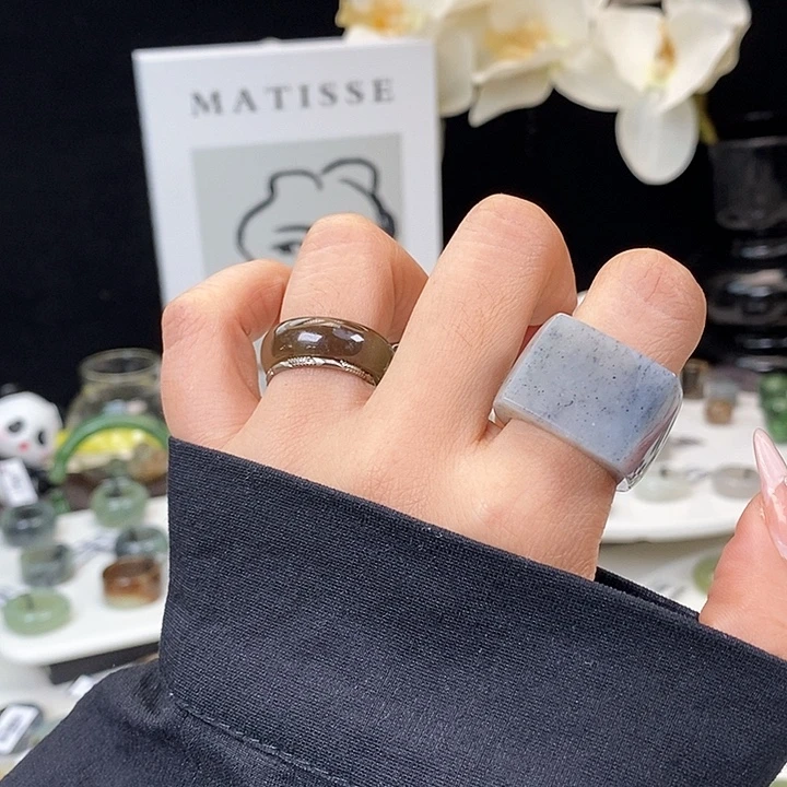 和田玉（糖玉）未镶嵌戒指Z63青花点墨马鞍18.8