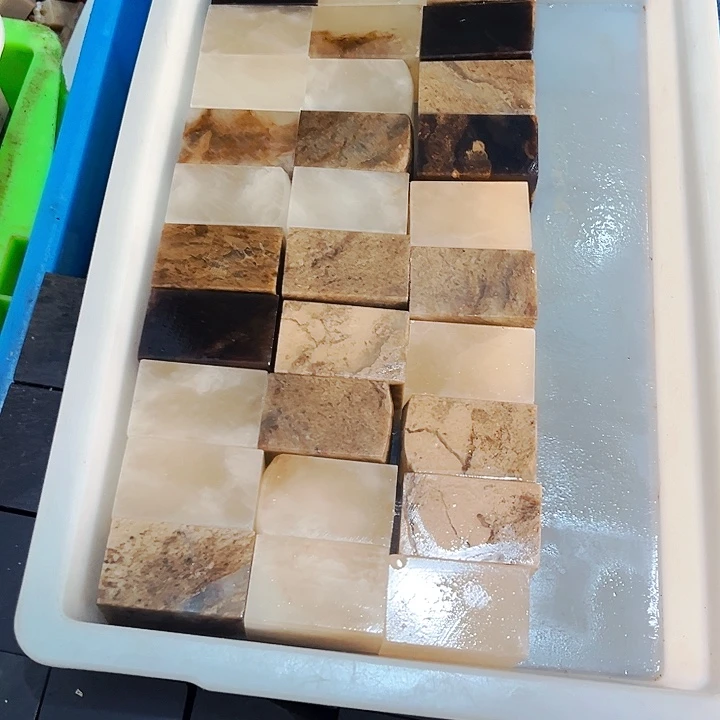 青田石印石乐**真晚上给大家