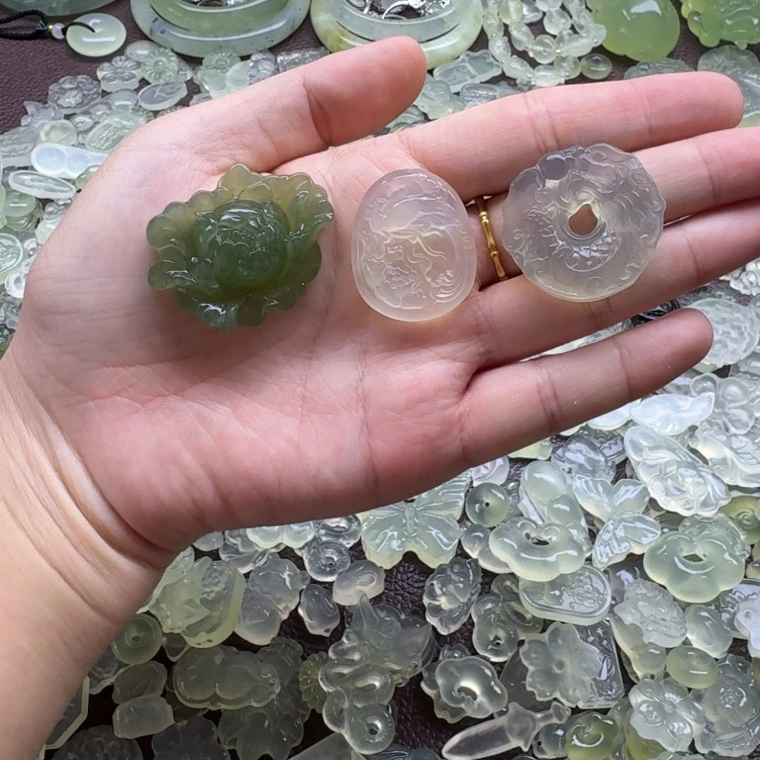 蛇纹石玉合金颈饰岫玉10米一个